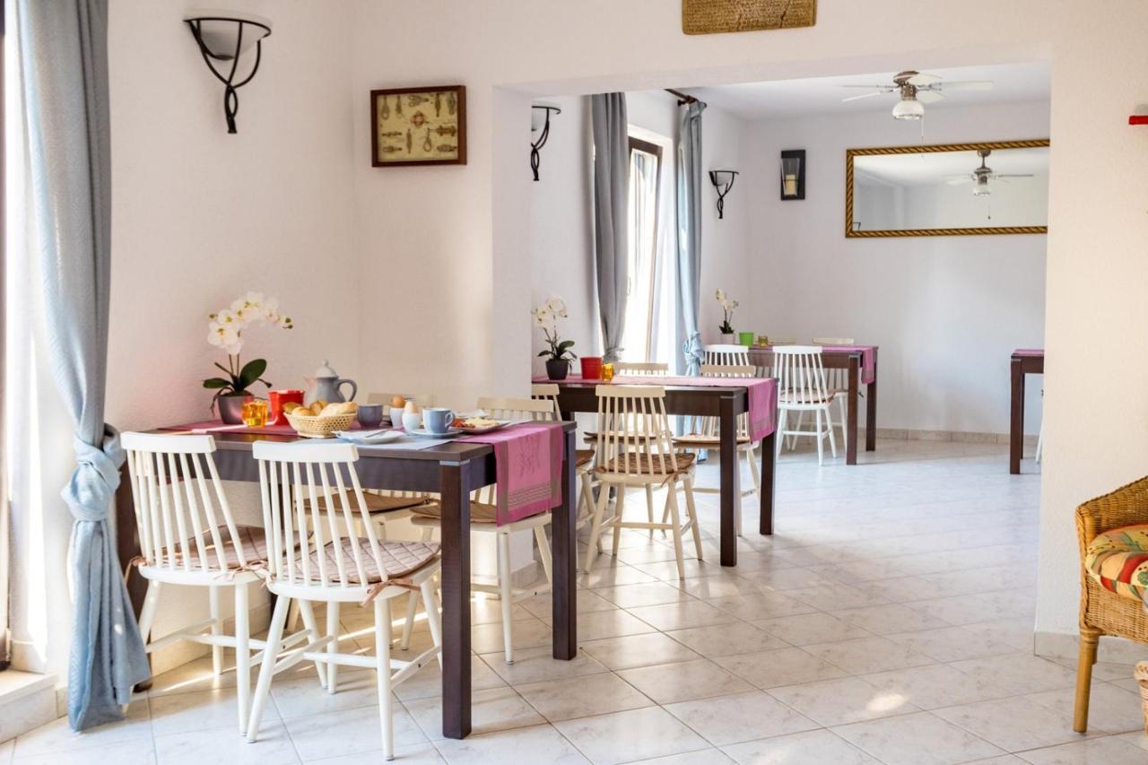 Dubasa B&B ヴァンタシチ エクステリア 写真